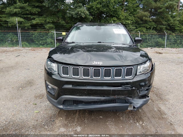 2020 Jeep Compass Latitude 4x4 მანქანა იყიდება აუქციონზე, vin: 3C4NJDBBXLT105127, აუქციონის ნომერი: 45874723