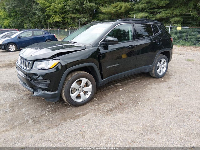 2020 Jeep Compass Latitude 4x4 მანქანა იყიდება აუქციონზე, vin: 3C4NJDBBXLT105127, აუქციონის ნომერი: 45874723