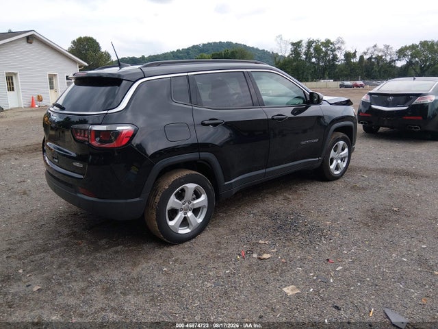 2020 Jeep Compass Latitude 4x4 მანქანა იყიდება აუქციონზე, vin: 3C4NJDBBXLT105127, აუქციონის ნომერი: 45874723