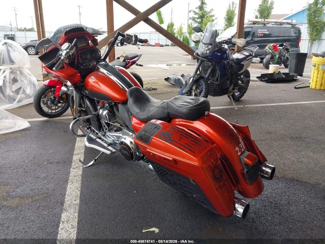 Harley-Davidson Fltrxse Cvo Road Glide 2018 1HD1TCL14JB951355 Image 3
