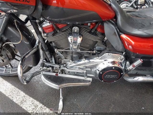Harley-Davidson Fltrxse Cvo Road Glide 2018 1HD1TCL14JB951355 Image 9