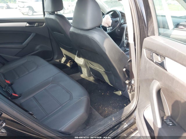 2012 Volkswagen Passat 2.5l Se მანქანა იყიდება აუქციონზე, vin: 1VWBP7A34CC033945, აუქციონის ნომერი: 45874772