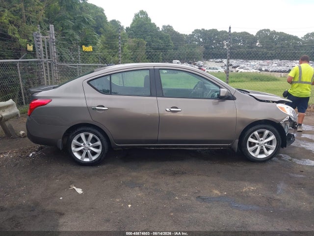 2014 Nissan Versa 1.6 Sl მანქანა იყიდება აუქციონზე, vin: 3N1CN7AP5EL876403, აუქციონის ნომერი: 45874803