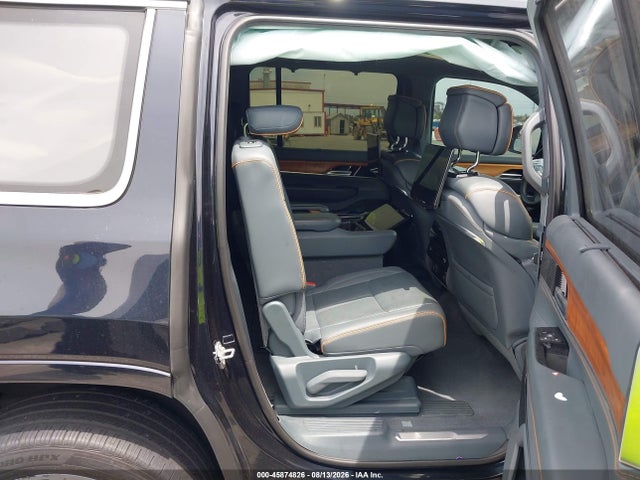 1C4SJVFJ1NS179373 Jeep Grand Wagoneer Series Ii 4x4