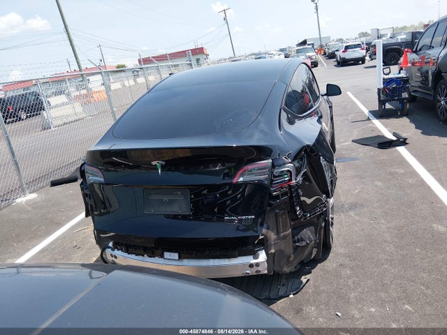 7SAYGDEE4SA359124 Tesla Model Y Long Range Dual Motor All-wheel Drive