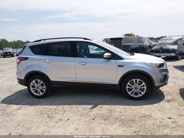 Продажа на аукционе авто 2018 Ford Escape Se, vin: 1FMCU9GD1JUD08752, номер лота: 45874877