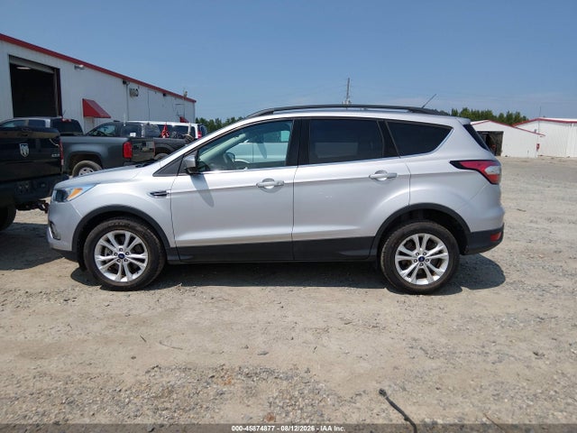 Продажа на аукционе авто 2018 Ford Escape Se, vin: 1FMCU9GD1JUD08752, номер лота: 45874877