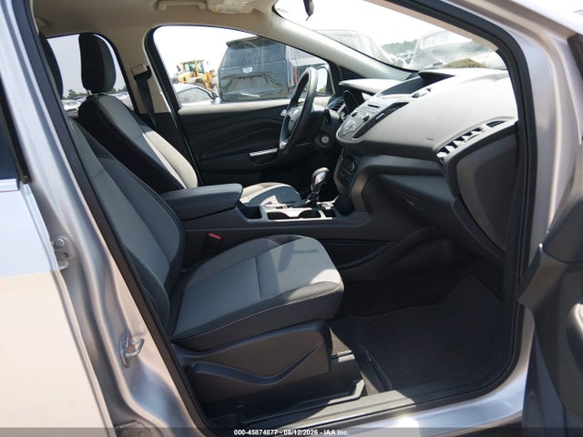 Продажа на аукционе авто 2018 Ford Escape Se, vin: 1FMCU9GD1JUD08752, номер лота: 45874877