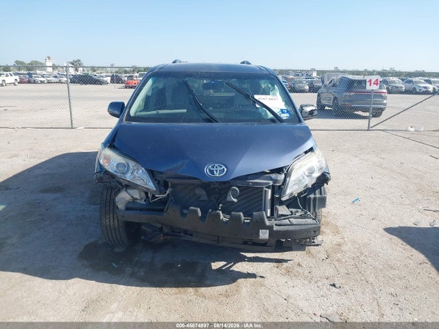 2015 Toyota Sienna Le 8 Passenger მანქანა იყიდება აუქციონზე, vin: 5TDKK3DC9FS618562, აუქციონის ნომერი: 45874897