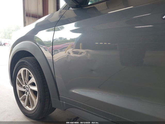 45874900 :رقم المزاد ، KM8J2CA49JU680987 vin ، 2018 Hyundai Tucson Se مزاد بيع