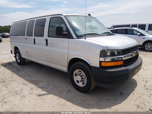 Продажа на аукционе авто 2020 Chevrolet Express Passenger Rwd 3500 Extended Wheelbase Ls, vin: 1GAZGNFP9L1235833, номер лота: 45874906
