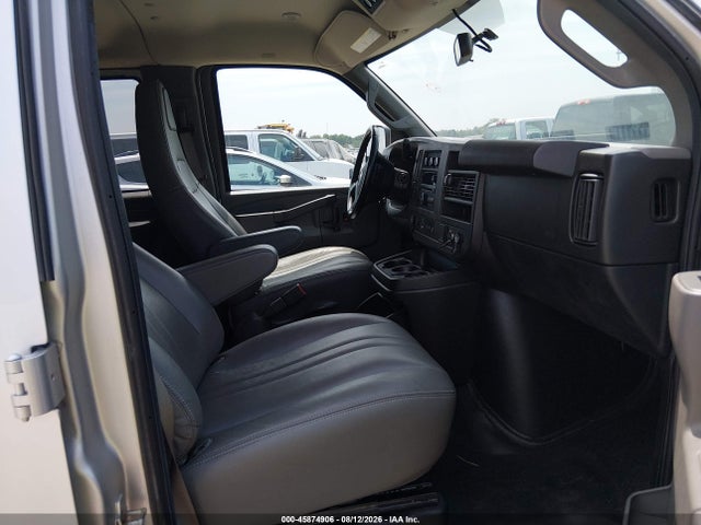 Продажа на аукционе авто 2020 Chevrolet Express Passenger Rwd 3500 Extended Wheelbase Ls, vin: 1GAZGNFP9L1235833, номер лота: 45874906