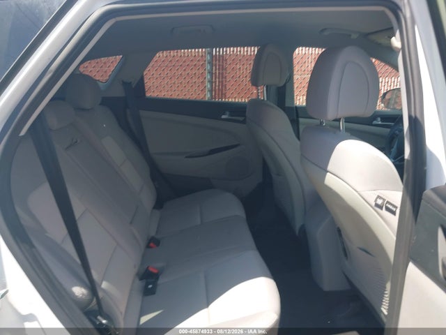 KM8J23A44JU710459 Hyundai TUCSON SE