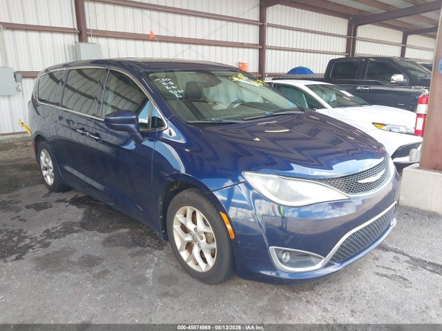 45874969 :رقم المزاد ، 2C4RC1FG7JR108681 vin ، 2018 Chrysler Pacifica Touring Plus مزاد بيع