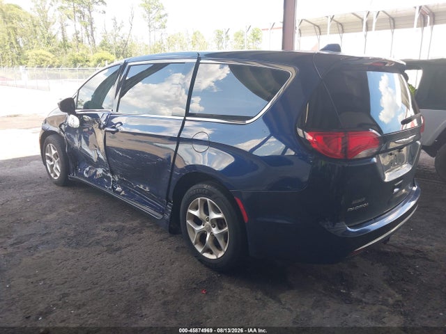 Продажа на аукционе авто 2018 Chrysler Pacifica Touring Plus, vin: 2C4RC1FG7JR108681, номер лота: 45874969