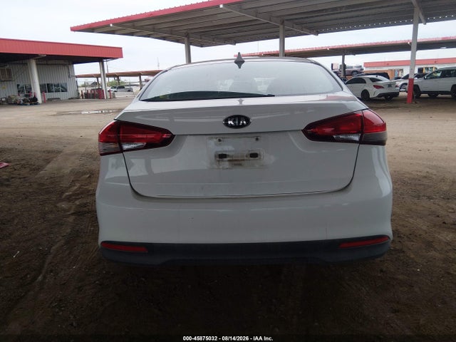 KIA FORTE LX 2017 3KPFK4A73HE067623 Image 17