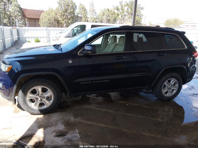 Продаж на аукціоні авто 2017 Jeep Grand Cherokee Laredo, vin: 1C4RJFAG2HC857949, номер лоту: 45875062