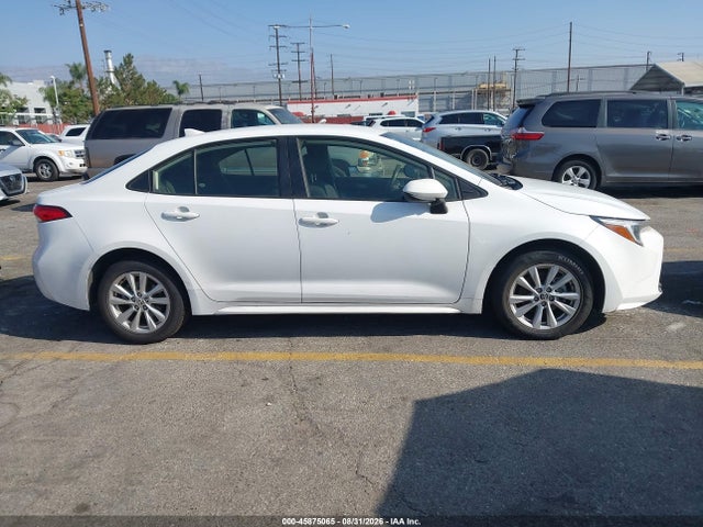 Toyota Corolla Hybrid Le 2024 JTDBCMFE3R3055693 Image 13