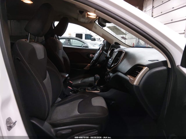 Продажа на аукционе авто 2018 Jeep Cherokee Latitude 4x4, vin: 1C4PJMCX7JD608782, номер лота: 45875150