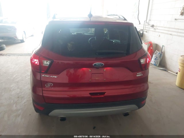 45875190 :رقم المزاد ، 1FMCU9HD0KUB76003 vin ، 2019 Ford Escape Sel مزاد بيع