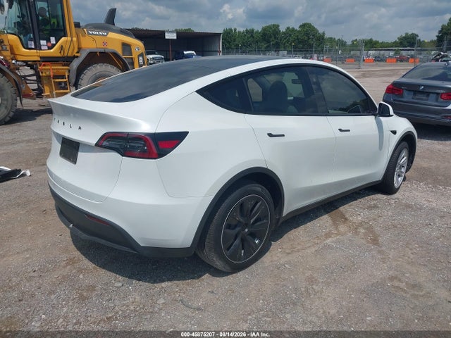 2024 Tesla Model Y Long Range Dual Motor All-wheel Drive მანქანა იყიდება აუქციონზე, vin: 7SAYGDEE6RA270598, აუქციონის ნომერი: 45875207