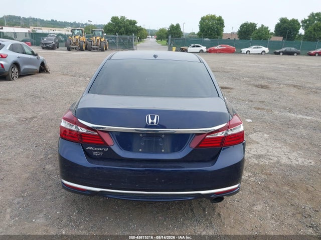 Honda ACCORD EX 2017 1HGCR2F7XHA103744 Image 16