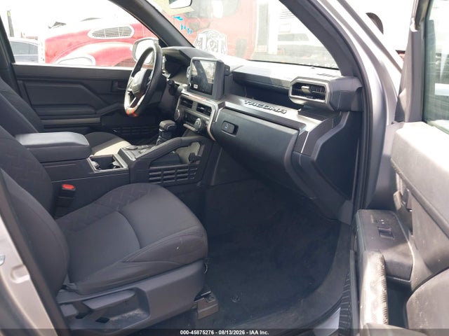 3TMKB5FNXSM025880 Toyota Tacoma Sr5