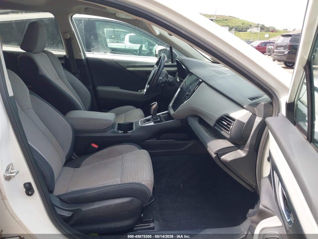 45875300 :رقم المزاد ، 4S4BTAFCXN3133728 vin ، 2022 Subaru Outback Premium مزاد بيع