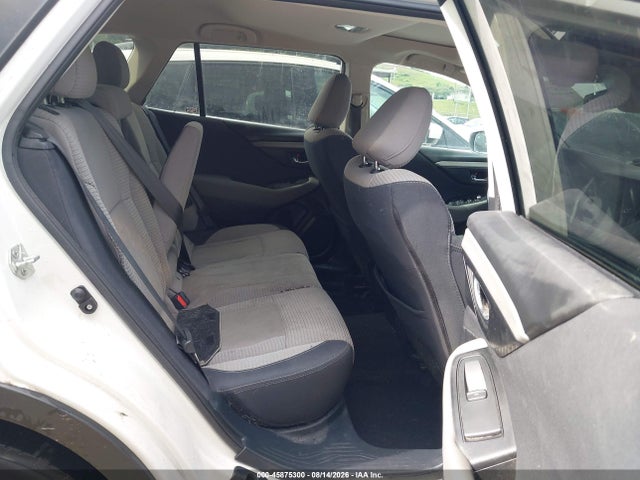 45875300 :رقم المزاد ، 4S4BTAFCXN3133728 vin ، 2022 Subaru Outback Premium مزاد بيع