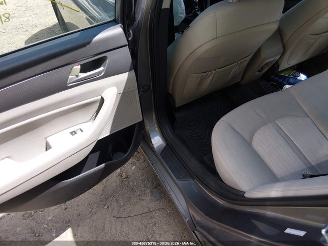 Aukcja sprzedaży 2017 Hyundai Sonata Hybrid Se, vin: KMHE24L31HA076986, numer aukcji: 45875315