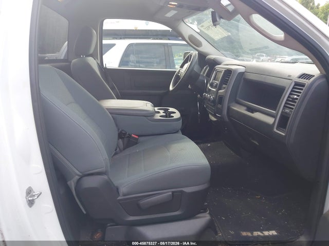 Продажа на аукционе авто 2015 Ram 1500 Tradesman, vin: 3C6JR6AG7FG522399, номер лота: 45875327