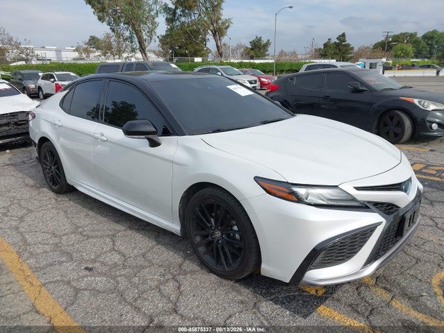 Toyota Camry Xse Hybrid 2022 4T1K31AK0NU039530 головне зображення