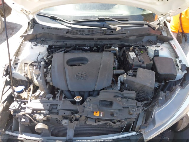 3MYDLBYV7JY329016 Toyota YARIS IA