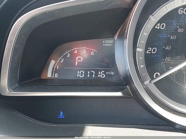 3MYDLBYV7JY329016 Toyota YARIS IA