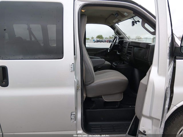 2020 Chevrolet Express Passenger Rwd 3500 Extended Wheelbase Ls მანქანა იყიდება აუქციონზე, vin: 1GAZGNFG1L1234014, აუქციონის ნომერი: 45875402