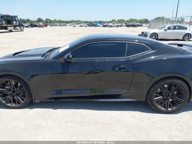 Продажа на аукционе авто 2021 Chevrolet Camaro Rwd  Zl1, vin: 1G1FK1R66M0126587, номер лота: 45875410