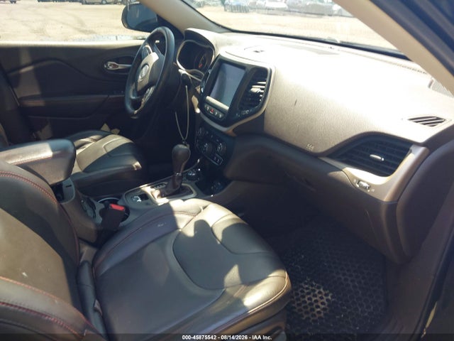 2014 Jeep Cherokee Trailhawk მანქანა იყიდება აუქციონზე, vin: 1C4PJMBS3EW239774, აუქციონის ნომერი: 45875542