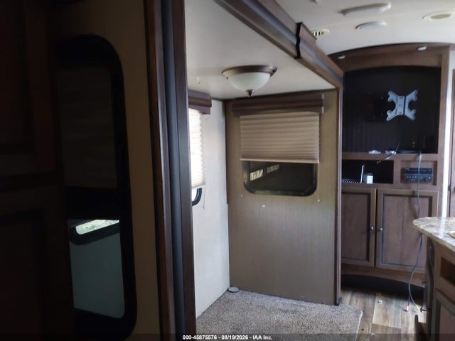 Cruiser Mpg Ultra Lite 2017 5RXHB2724H2322525 Image 8