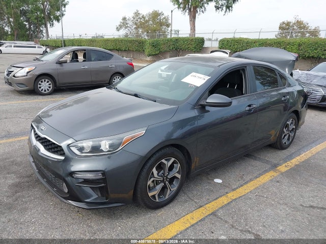 KIA Forte Lxs 2021 3KPF24AD8ME267719 Image 2