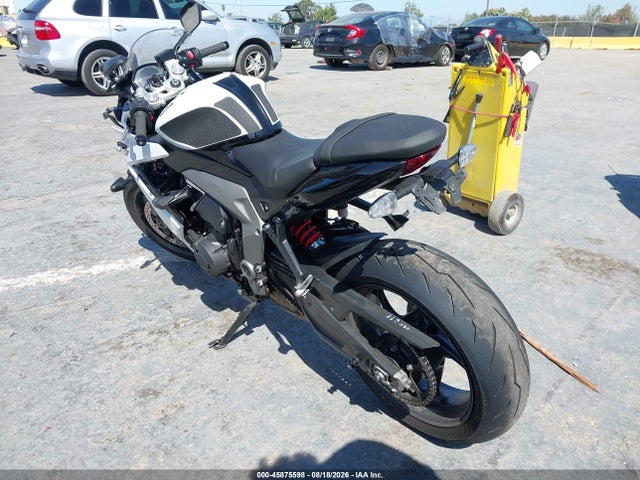 Triumph Motorcycle Daytona 660 2025 SMTL23UF8STBU9351 Image 3