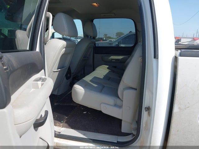 45875611 :رقم المزاد ، 1GCJK33638F200265 vin ، 2008 Chevrolet Silverado 3500hd Lt2 مزاد بيع