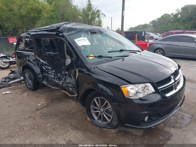 Auction sale of the 2017 Dodge Grand Caravan Sxt, vin: 2C4RDGCG7HR841778, lot number: 45875614