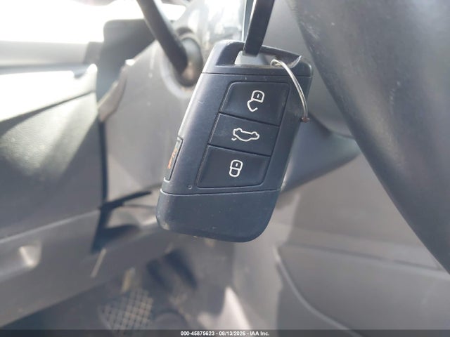 2019 Volkswagen Atlas 3.6l V6 Se მანქანა იყიდება აუქციონზე, vin: 1V2DR2CA5KC525949, აუქციონის ნომერი: 45875623