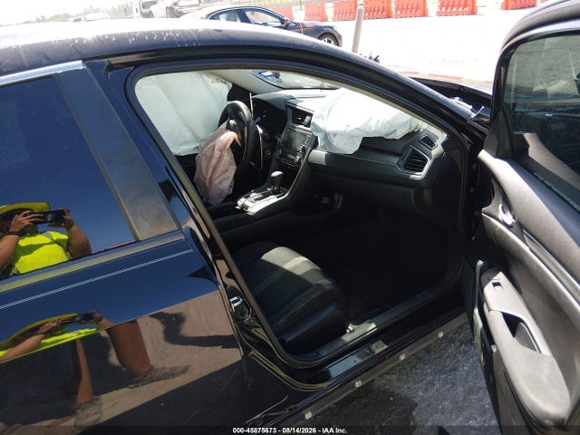 Продаж на аукціоні авто 2018 Honda Civic Lx, vin: 2HGFC2F59JH598667, номер лоту: 45875673