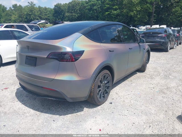 2022 Tesla Model Y Long Range Dual Motor All-wheel Drive მანქანა იყიდება აუქციონზე, vin: 7SAYGDEE0NF426762, აუქციონის ნომერი: 45875727