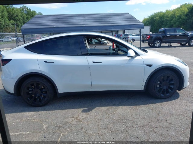 45875750 :رقم المزاد ، 7SAYGDEE4NF435920 vin ، 2022 Tesla Model Y Long Range Dual Motor All-wheel Drive مزاد بيع