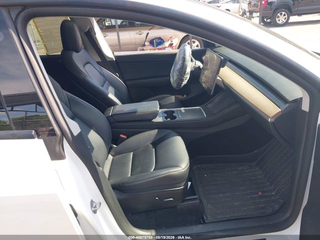 45875750 :رقم المزاد ، 7SAYGDEE4NF435920 vin ، 2022 Tesla Model Y Long Range Dual Motor All-wheel Drive مزاد بيع