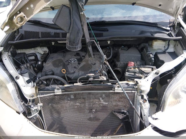 45875777 :رقم المزاد ، 5TDDZ3DC3HS156104 vin ، 2017 Toyota Sienna Xle 7 Passenger مزاد بيع