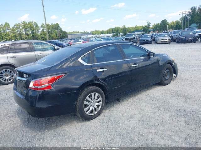 Nissan Altima 2.5 S 2014 1N4AL3AP1EC320982 Image 4