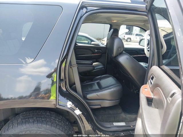 45875884 :رقم المزاد ، 1GYEC63877R308039 vin ، 2007 Cadillac Escalade مزاد بيع